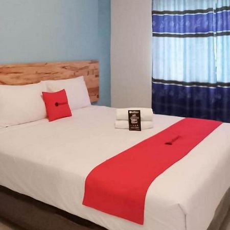 Hotel RedDoorz @ Jalan Brigjend Katamso Medan 2 Zewnętrze zdjęcie